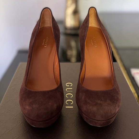 NWOT Gucci brown suede heels - Picture 2 of 5